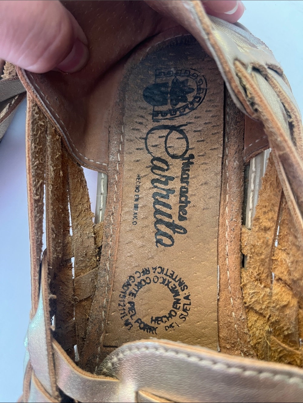 Women's Metallic Gold Woven Huarache Sandals - Picture 11 of 11